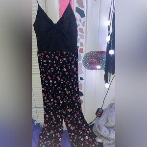 Black and floral jumper/jumpsuit/romper